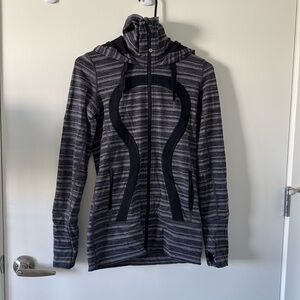 Lululemon Define Full zip Hoodie jacket - size 4